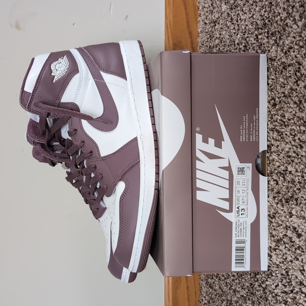 Jordan 1 High White and Mauve Brown Sneakers
